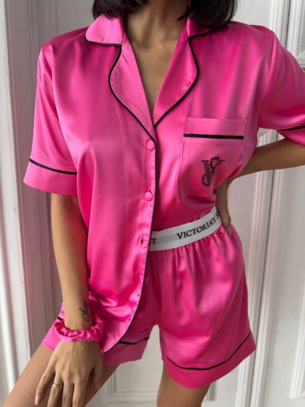VS İpek Saten Pembe Şortlu Takım